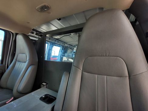 Used 2012 Chevrolet Express 2500 w/ Cold Climate Package image 17