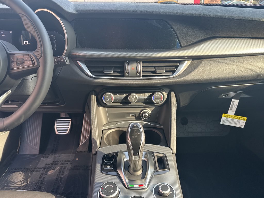 New 2026 Alfa Romeo Stelvio Sprint AWD/4WD image 16