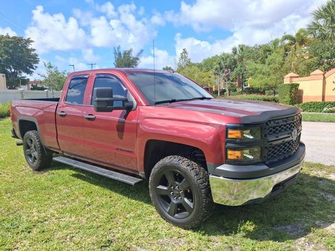 Used 2014 Chevrolet Silverado 1500 W/T w/ Trailering Package AWD/4WD image 2