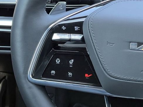 New 2026 Cadillac Lyriq V image 12