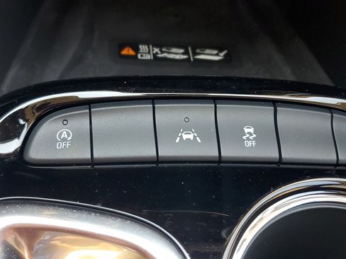 Used 2025 Buick Encore GX Sport Touring w/ Advanced Technology Package image 29