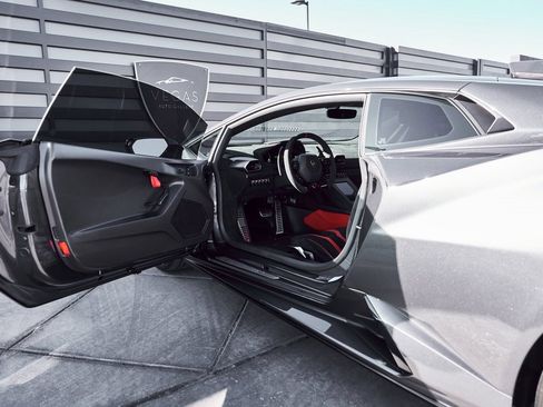 Used 2023 Lamborghini Huracan STO image 36