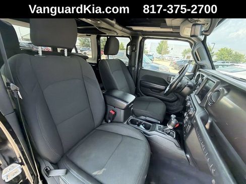 Used 2020 Jeep Wrangler Unlimited Sport S w/ Sun And Sound Package AWD/4WD image 29