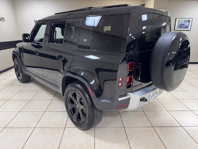 Used 2024 Land Rover Defender 110 S AWD/4WD image 4
