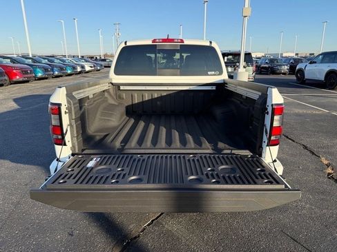 New 2026 Nissan Frontier SV image 11