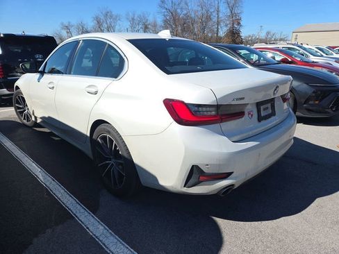 Used 2022 BMW 330i xDrive Sedan w/ Premium Package image 7