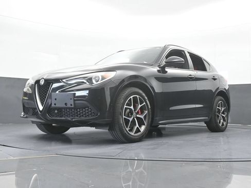 Used 2020 Alfa Romeo Stelvio Ti Sport w/ Quick Order Package 22S Sport AWD/4WD image 56