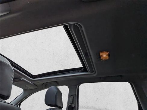 Used 2015 Subaru Forester 2.5i Touring w/ Eyesight & Navigation System image 21