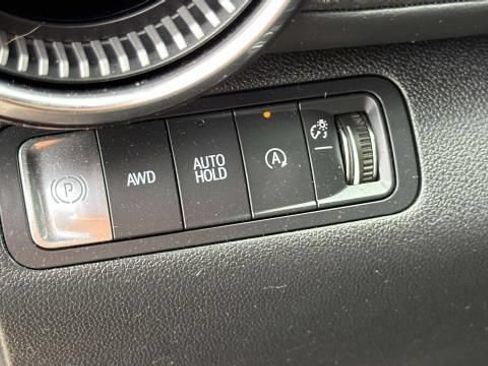 Certified 2025 Chevrolet Equinox LT w/ Safety and Technology Package AWD/4WD image 8
