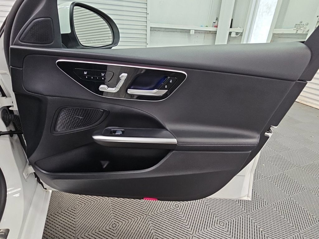 Used 2024 Mercedes-Benz C 300 Sedan image 42