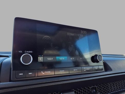 Used 2025 Honda CR-V EX image 5