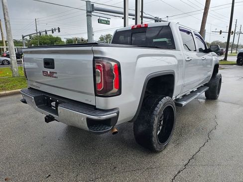 Used 2018 GMC Sierra 1500 SLT AWD/4WD image 5