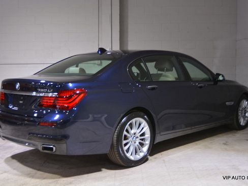 Used 2014 BMW 750Li xDrive image 4