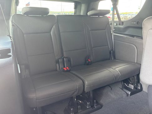 New 2026 Chevrolet Suburban LT w/ Comfort Package AWD/4WD image 22
