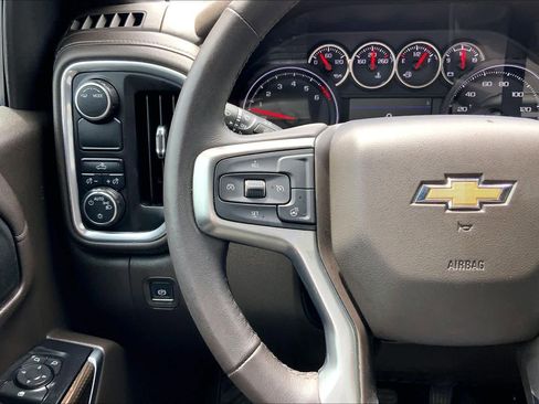 Used 2020 Chevrolet Silverado 1500 LT w/ Texas Edition RWD image 23