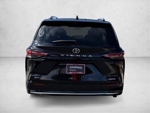 New 2026 Toyota Sienna Limited image 6