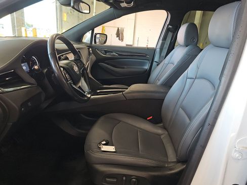 Used 2023 Buick Enclave Essence FWD image 5