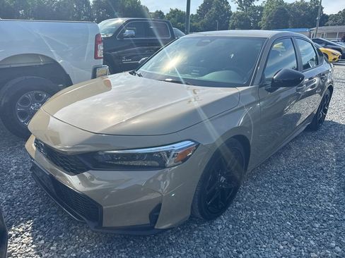 Used 2025 Honda Civic Sport image 1