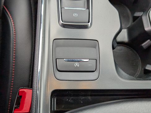 Certified 2024 Ford Edge ST-Line image 27