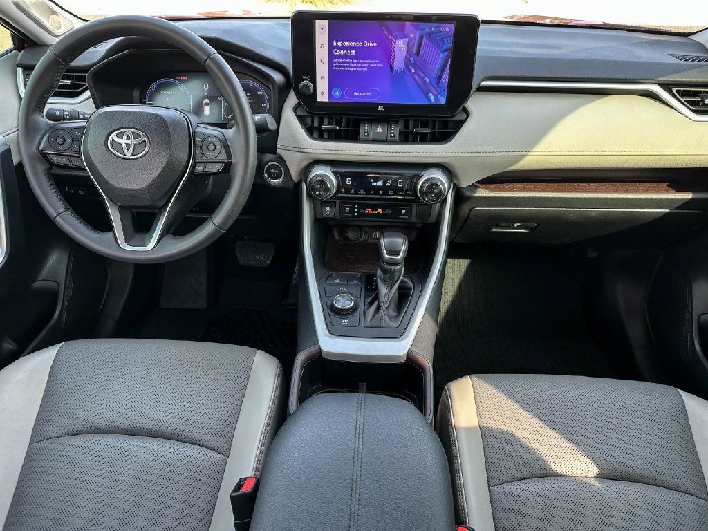 Used 2024 Toyota RAV4 Limited AWD/4WD image 11