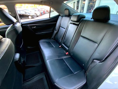 Used 2017 Toyota Corolla XLE FWD image 21