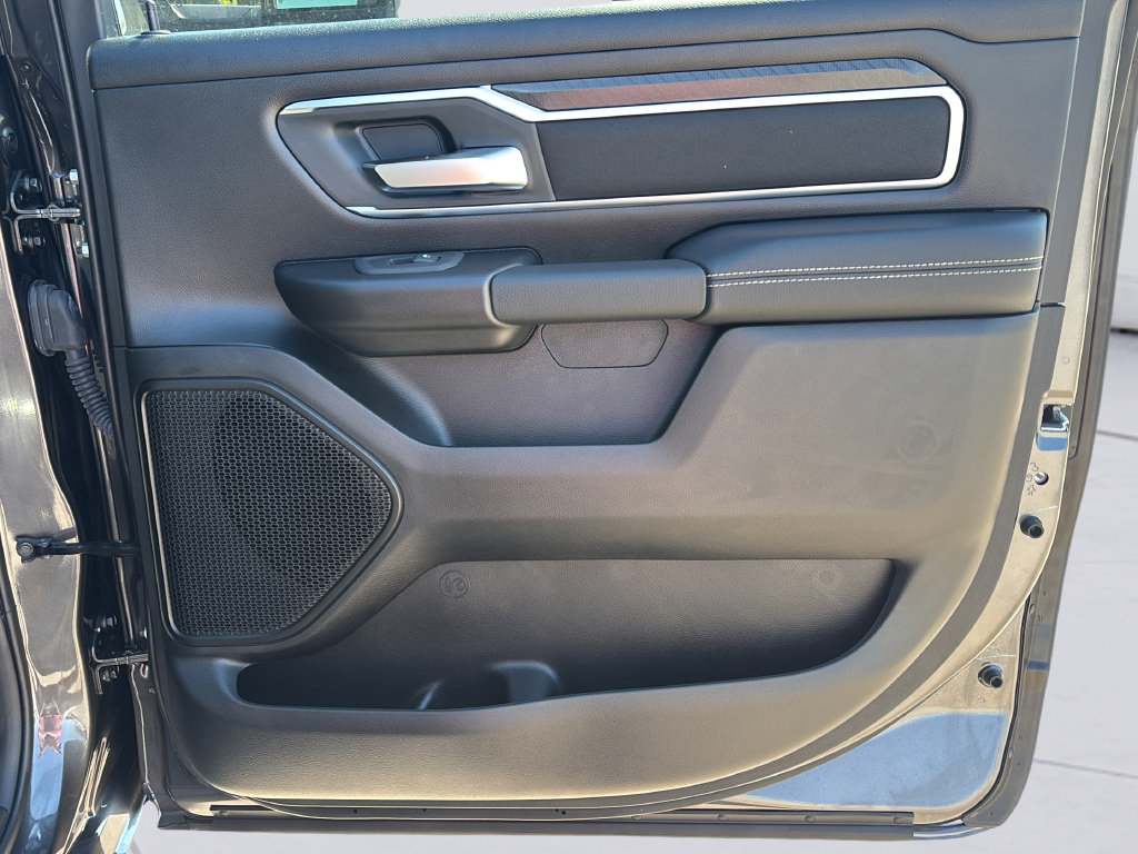 New 2026 RAM 1500 Big Horn AWD/4WD image 11