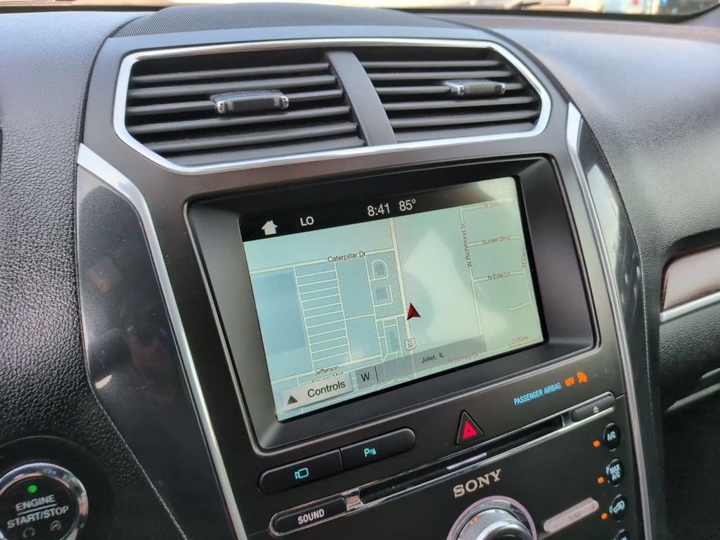 Used 2017 Ford Explorer Limited FWD image 22