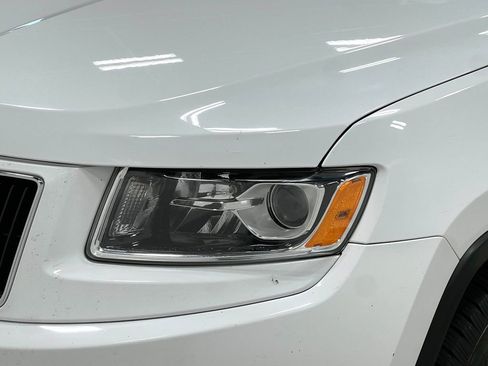 Used 2016 Jeep Grand Cherokee Limited image 33