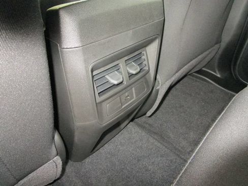 Used 2026 GMC Canyon Elevation AWD/4WD image 19