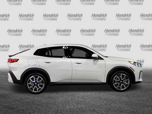 Certified 2026 BMW X2 xDrive28i w/ Convenience Package AWD/4WD image 9