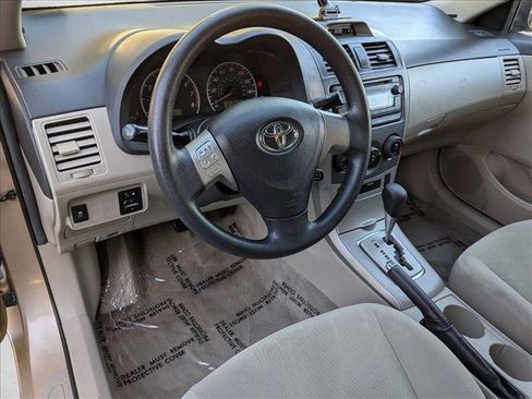 Used 2012 Toyota Corolla LE image 11