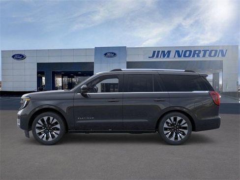 New 2025 Ford Expedition Platinum w/ Driver's Package image 3