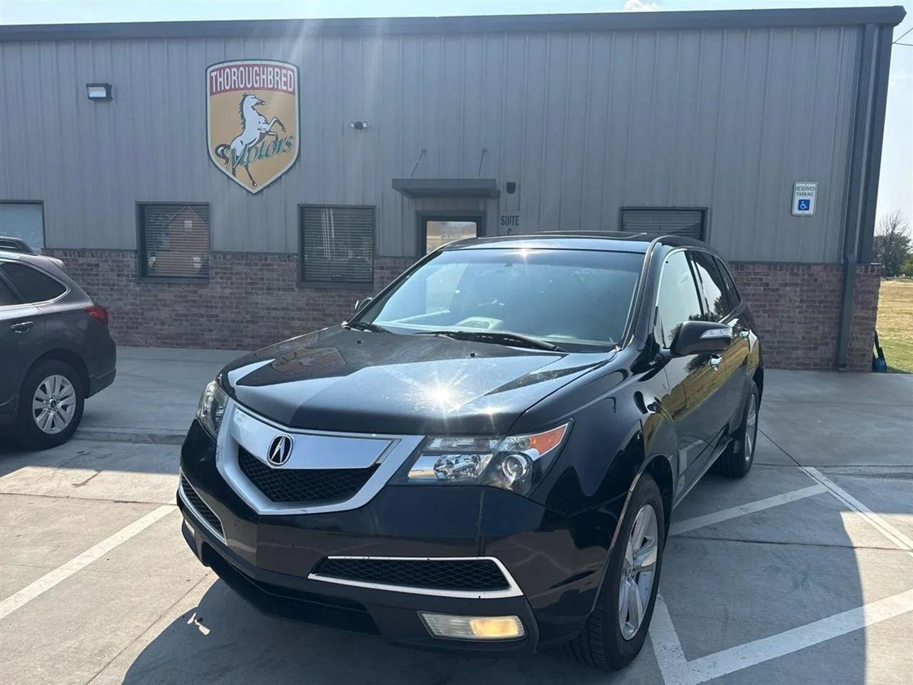 Used 2012 Acura MDX w/ Tech & Entertainment Pkg AWD/4WD image 3