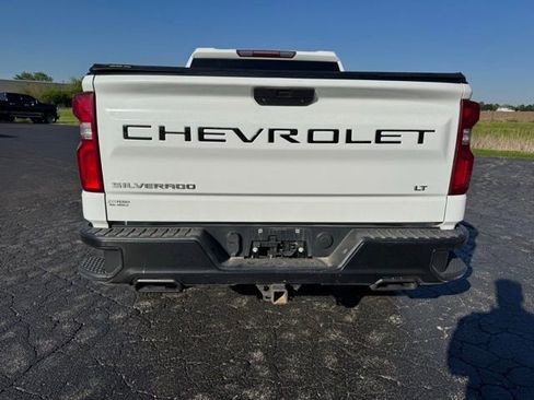 Used 2019 Chevrolet Silverado 1500 LT Trail Boss AWD/4WD image 4