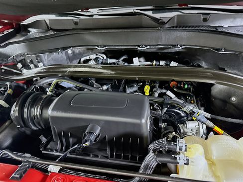 Used 2024 Ford Explorer Limited image 35