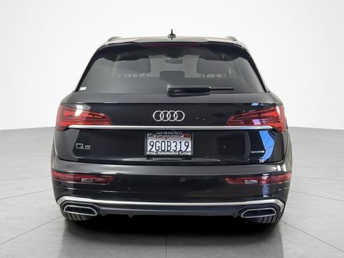 Used 2023 Audi Q5 2.0T Premium w/ Convenience Package AWD/4WD image 4