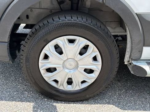 Certified 2025 Ford Transit 250 Low Roof w/ Exterior Upgrade Package RWD image 11