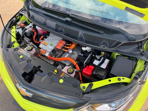 Used 2019 Chevrolet Bolt LT image 23