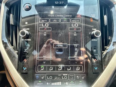 Used 2023 Subaru Ascent Touring AWD/4WD image 19