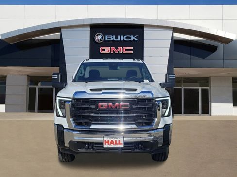 New 2026 GMC Sierra 2500 Pro w/ Convenience Package AWD/4WD image 2