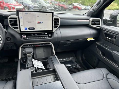New 2026 Toyota Tundra Platinum AWD/4WD image 18