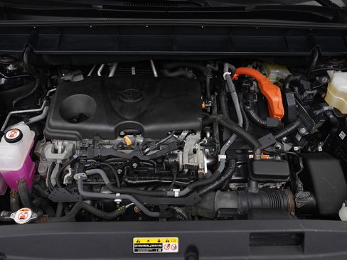 Used 2021 Toyota Highlander Platinum image 36