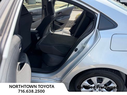 Used 2023 Toyota Corolla LE image 16