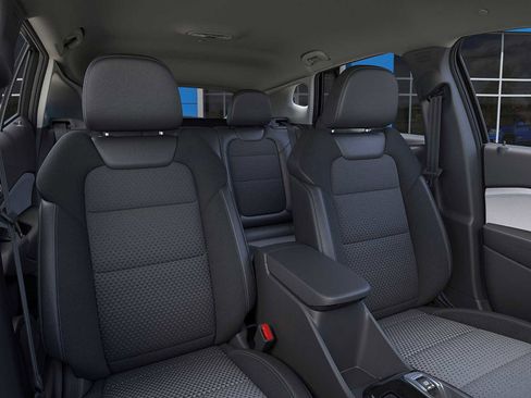 New 2026 Chevrolet Trax LT w/ Driver Confidence Package image 16