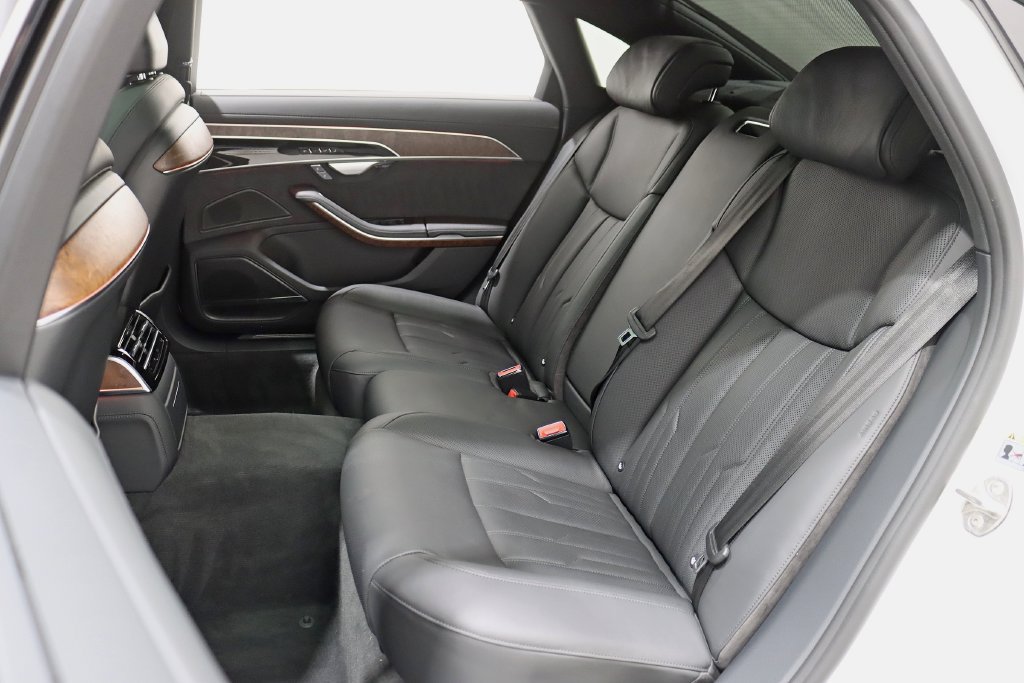 Used 2023 Audi A8 L 3.0T w/ Luxury Package AWD/4WD image 28