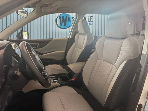 Used 2022 Subaru Forester AWD/4WD image 21