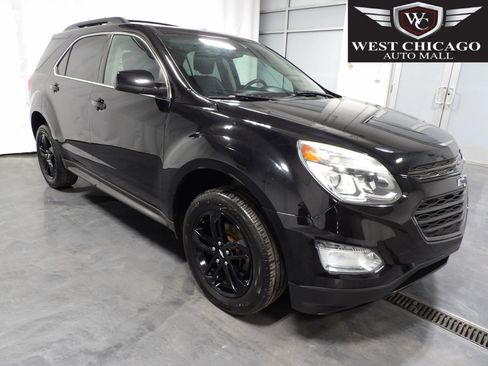 Used 2017 Chevrolet Equinox LT image 1