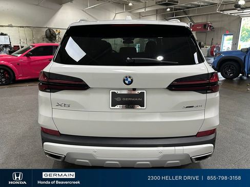 Used 2025 BMW X5 xDrive40i w/ Premium Package AWD/4WD image 7