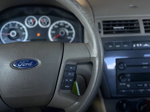 Used 2007 Ford Fusion SE FWD image 21
