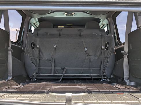 Used 2023 Jeep Wrangler Sport AWD/4WD image 38